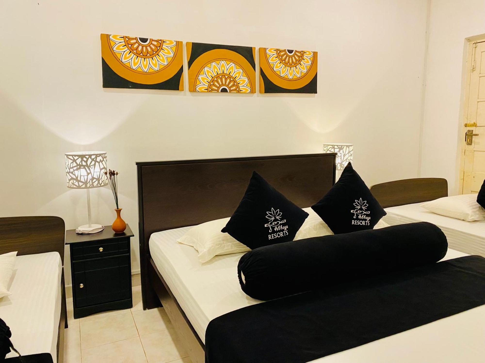 Abhaya Resorts Anuradhapura Ngoại thất bức ảnh