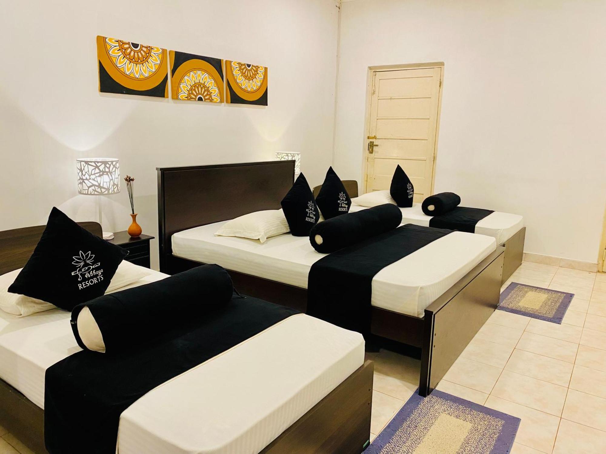 Abhaya Resorts Anuradhapura Ngoại thất bức ảnh